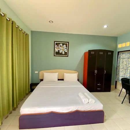 Pachumas Hotel Karon Exterior photo